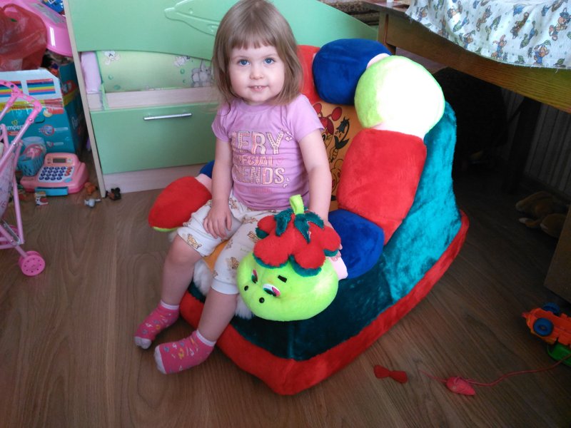 мягкое кресло качалка для ребенка